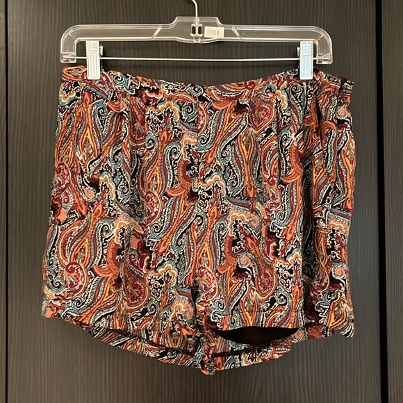 COSTA BLANCA Patterned Shorts - Picture 2 of 4